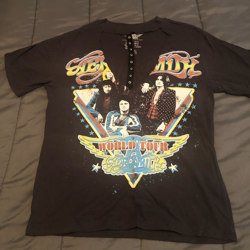 Cut out tee